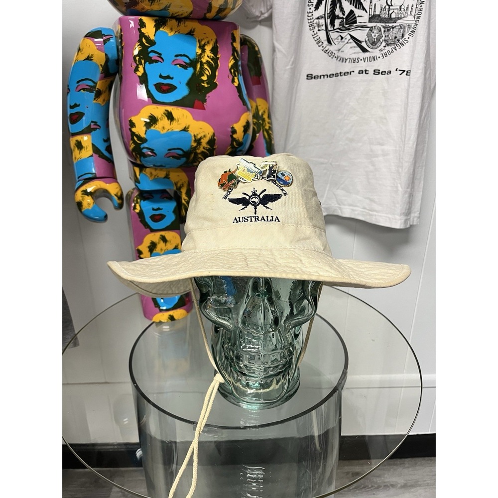 Vintage 1980s Australia Kangaroo Boating Brisbane Pinned Fishing Bucket Hat OS